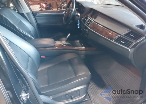 2009 BMW X5 xDrive30I z USA, uszkodzony, nr VIN 5UXFE43569L260519